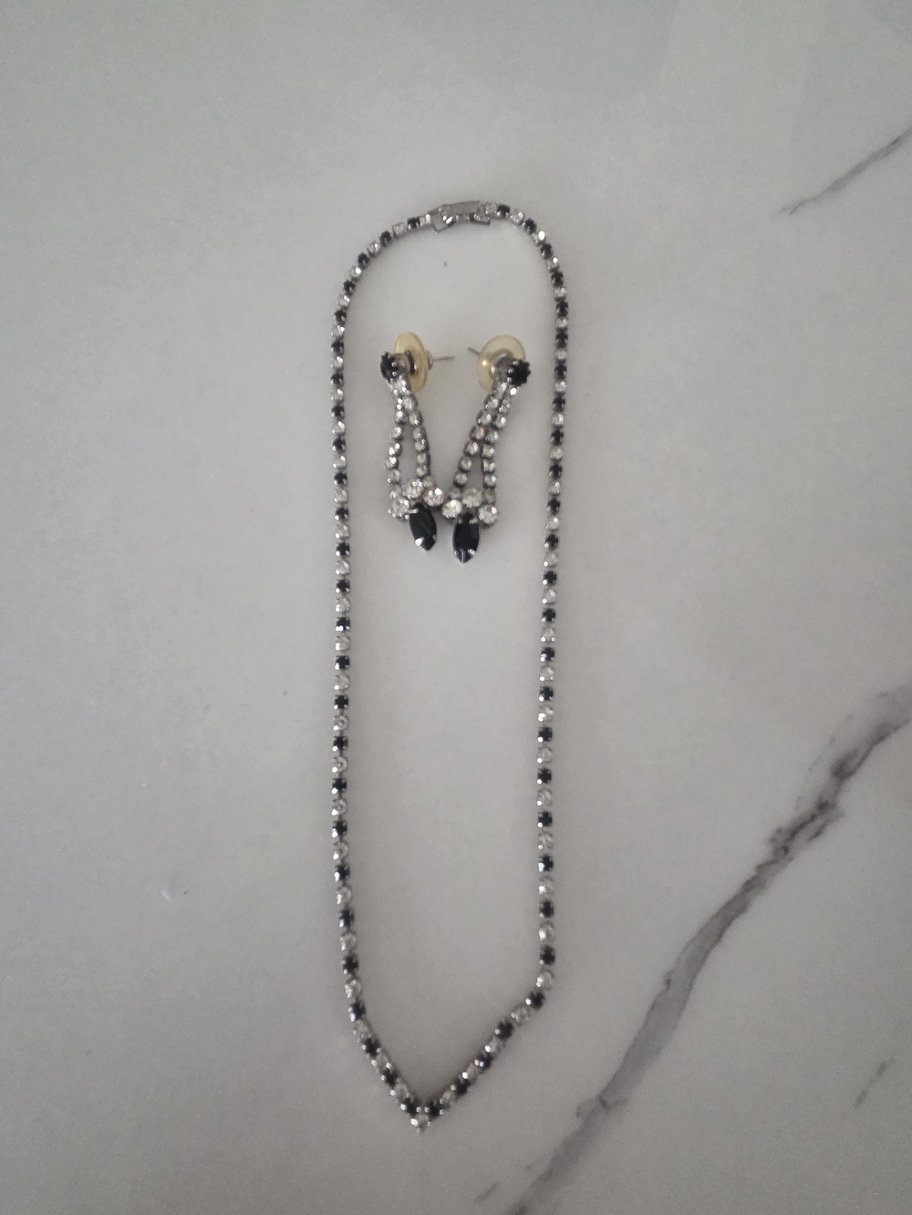 Elegant Black and Silver Crystal Necklace and Earring Set